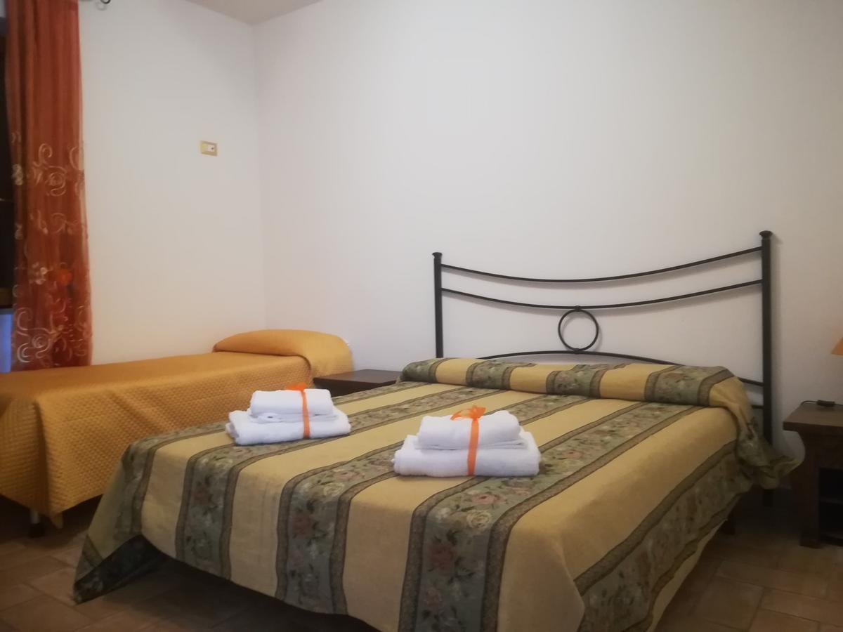 Bed and Breakfast Le Terre Di Bac Borgo Montenero Exterior foto